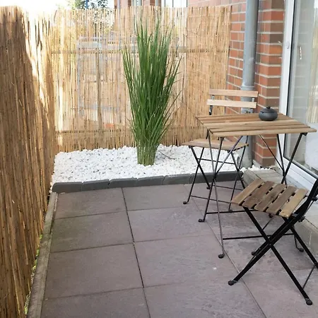 Ferienwohnung 100 M Zum Schoenberger Strand Mit Terrasse شقة *