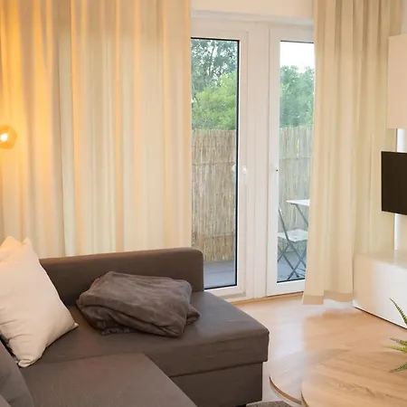 شقة Ferienwohnung 100 M Zum Schoenberger Strand Mit Terrasse